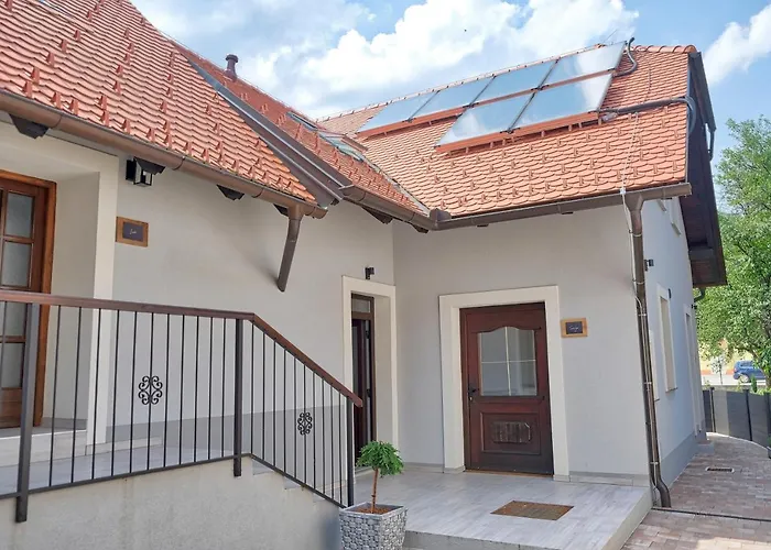 Auzlak Hisa, Apartments. Apartamento *